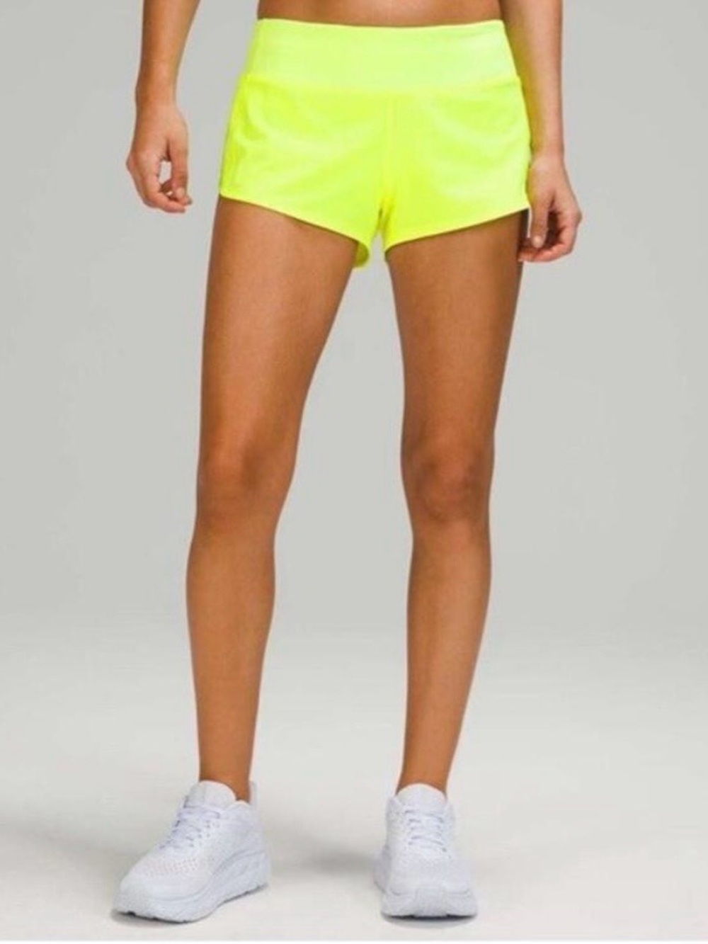 NEW Lululemon Speed Up Low-Rise Short 2.5" Size 10 Highlight Yellow Lined